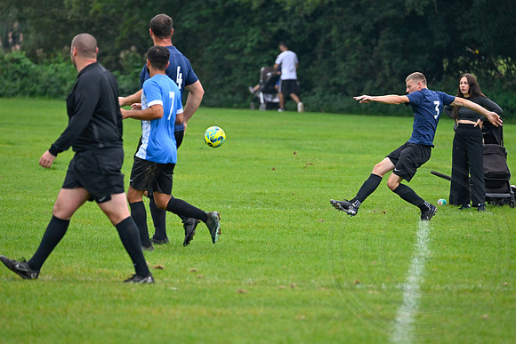2023-09-10 Bursledon Utd v Holly Hill Hawks Reserves