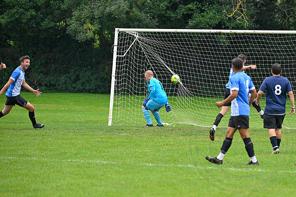 2023-09-10 Bursledon Utd v Holly Hill Hawks Reserves